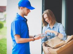 Служба доставки посылок курьером