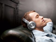 Слушать музыку онлайн: что сейчас популярно