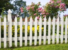 Столбы для заборов — их важные составляющие