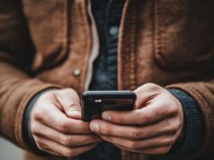 Влияние отзывов на заказы и продажи.