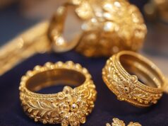 Золото: Выгодно ли сдавать драгоценности в скупку?