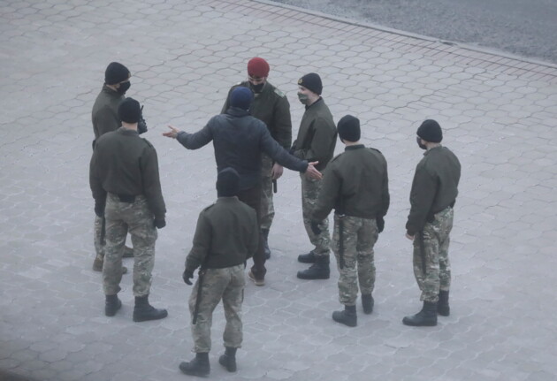 Одним абзацем. Автозаки и обыски &ndash; как белорусы "отпраздновали" День Воли (фото)